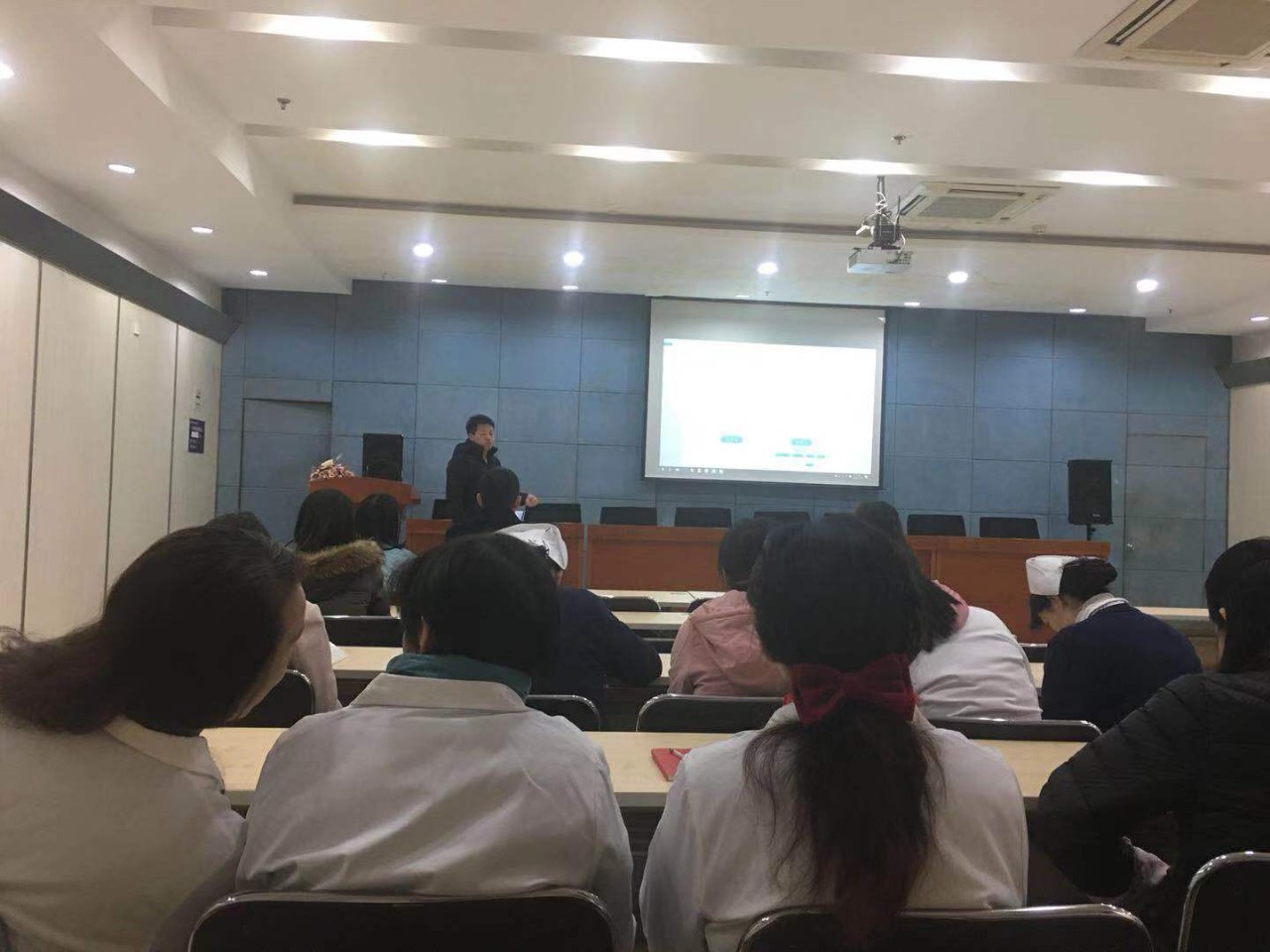 武漢馬應(yīng)龍醫(yī)院精益醫(yī)療第八期