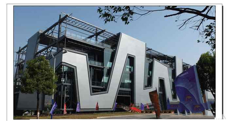 施工企業(yè)的框架式玻璃幕墻特點(diǎn)